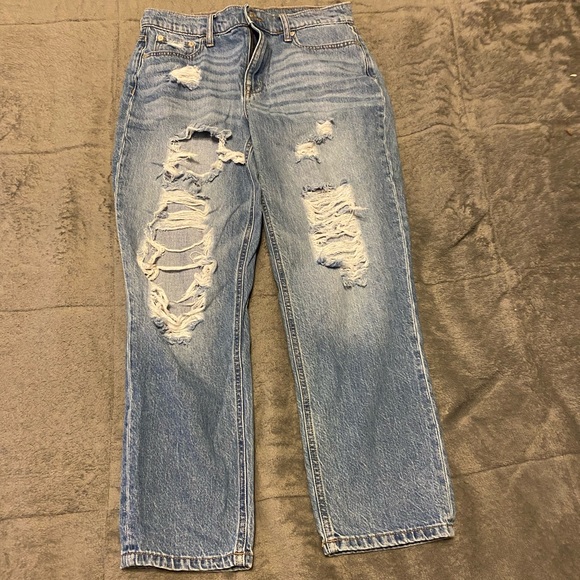 High-Rise Mom Jean - Picture 1 of 3